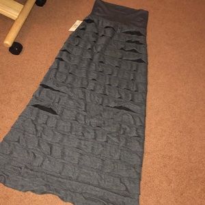 - NWT MAXI RUFFLED SKIRT🔴SALE